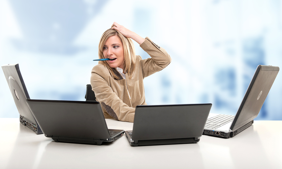 women stressed trying to keep up with social media information